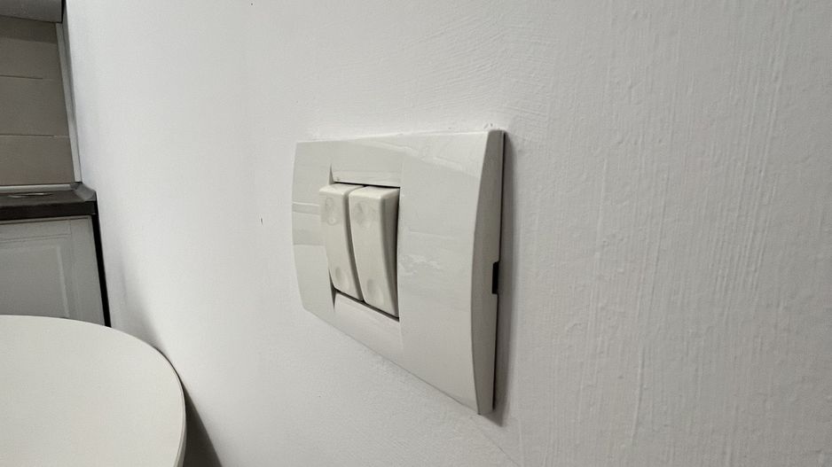 Studio bine compartimentat, parcare, complet mobilat, renovat, mutare imediata - Poză 14