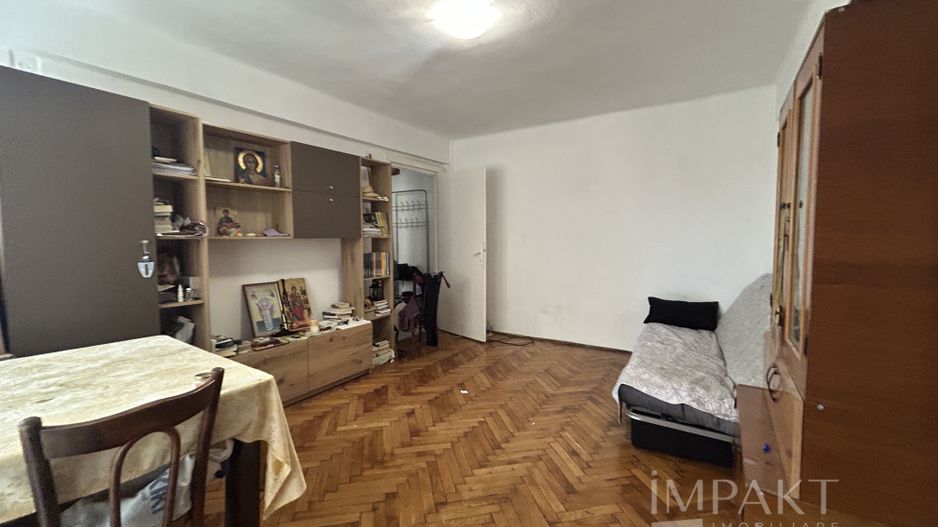 Vanzare apartament 2 camere semidecomandate zona Horea! - Poză 2