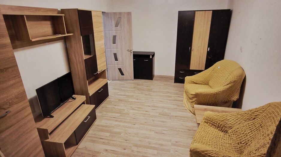 Apartament 2 camere. Decomandat. Renovat. Mobilat. Huedin, Straja. - Poză 2