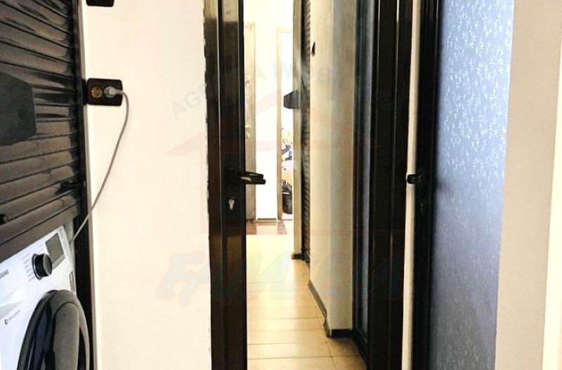 Apartament renovat, 2 camere decomandate, etaj 2  – IC Frimu - Poză 7