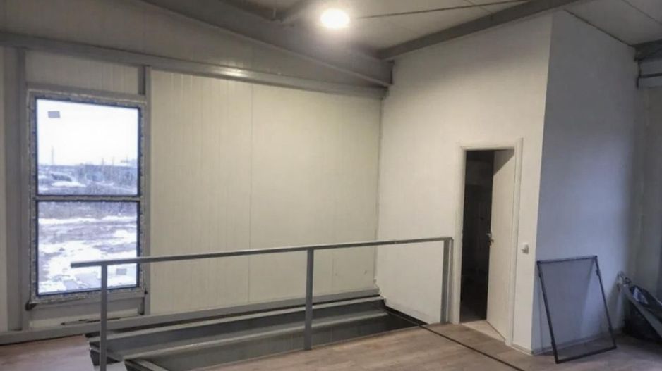 De vanzare hala industriala de 300 mp in Prelungirea Garii Catelu - Poză 7