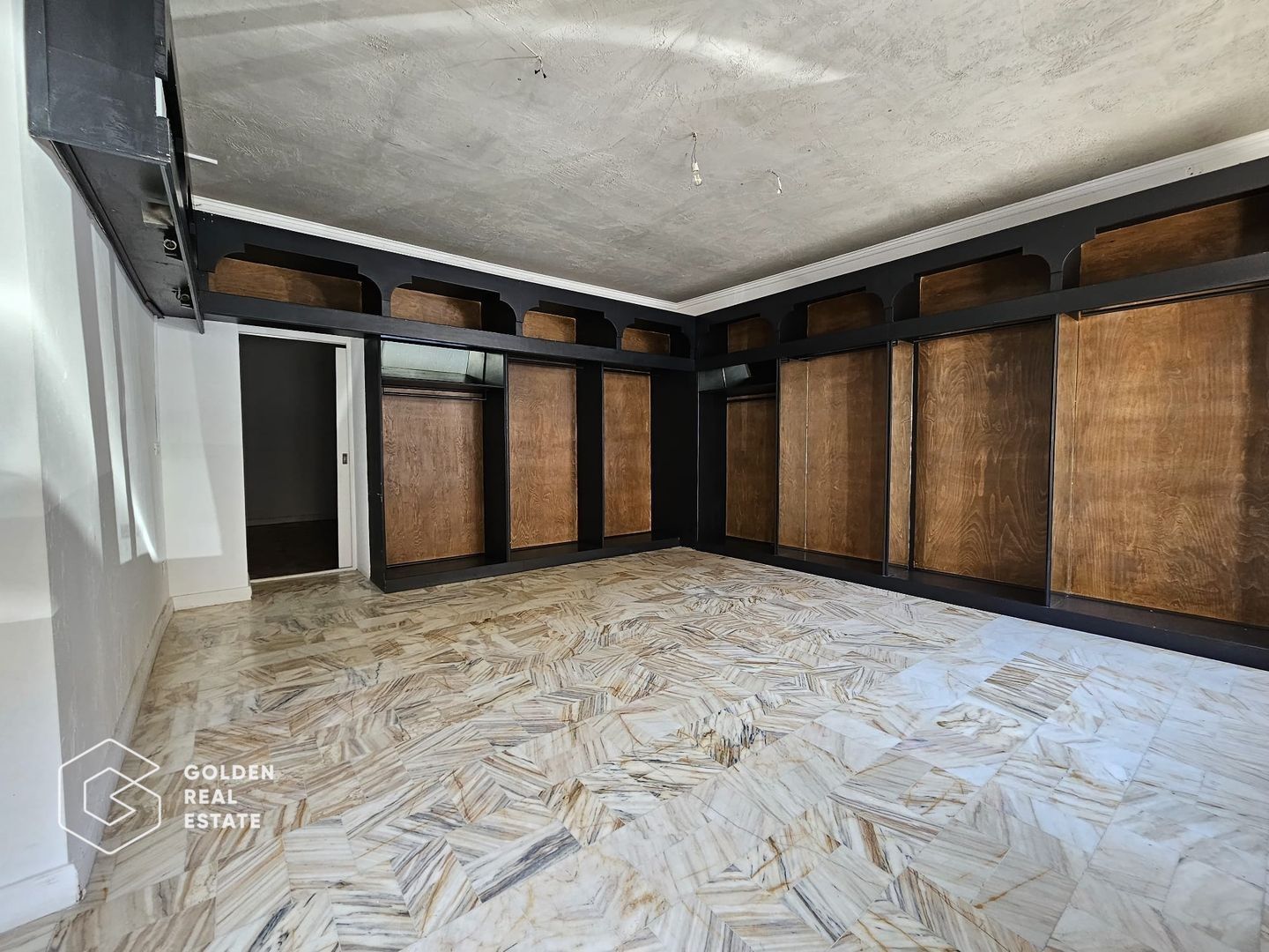 Spatiu comercial, central Arad - Poză 1