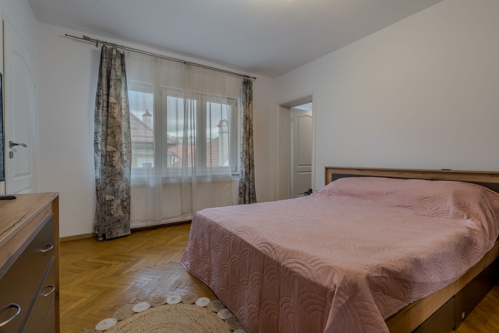 Casa individuala renovata integral | Brasovul Vechi - Dealul Cetatii - Poză 16