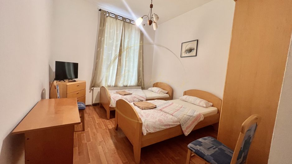 Apartament cu 1 camera la vila ( bucatarie comuna ) | UTILITATI INCLUSE - Poză 1