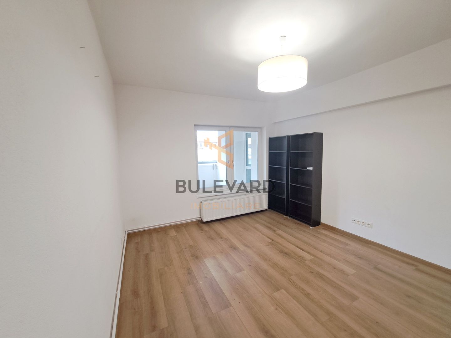 Spatiu birou in zona Teatrului national / Tribunal! - Poză 14