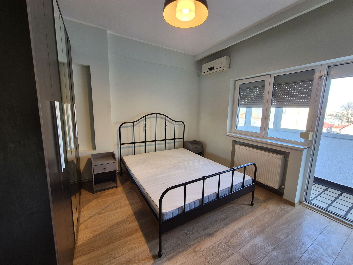 Apartament cu 3 camere 85 mp - Piata Romana - Poză 4