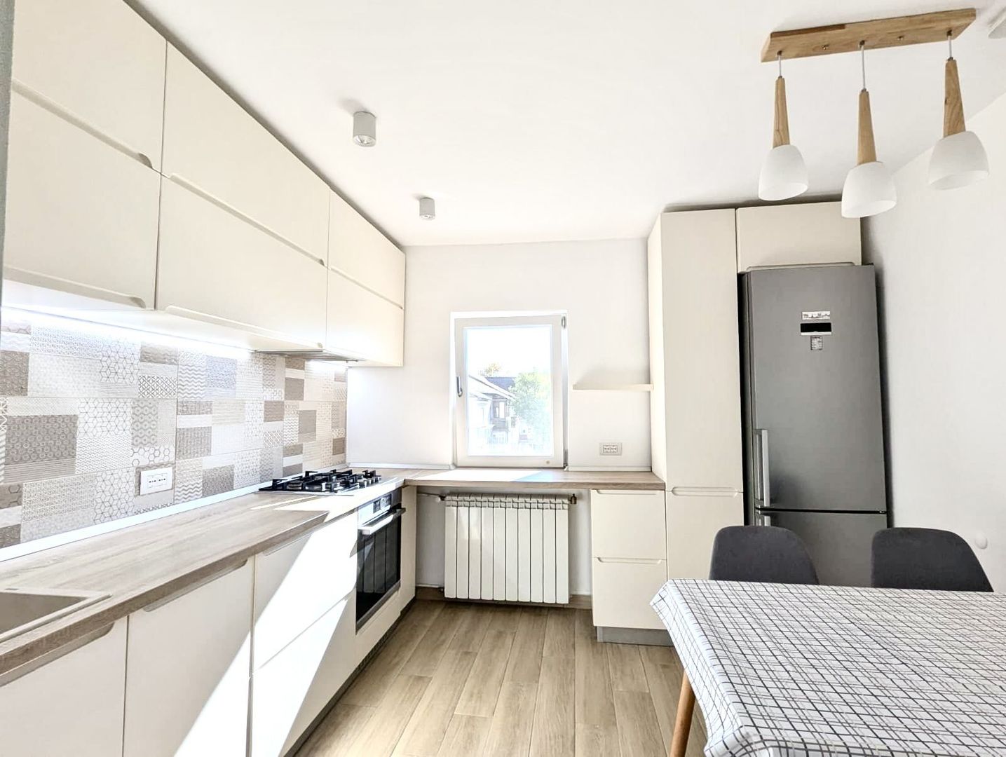 3 camere elegante, si primitoare – în zona Aradului, lângă Iulius Town - Poză 6