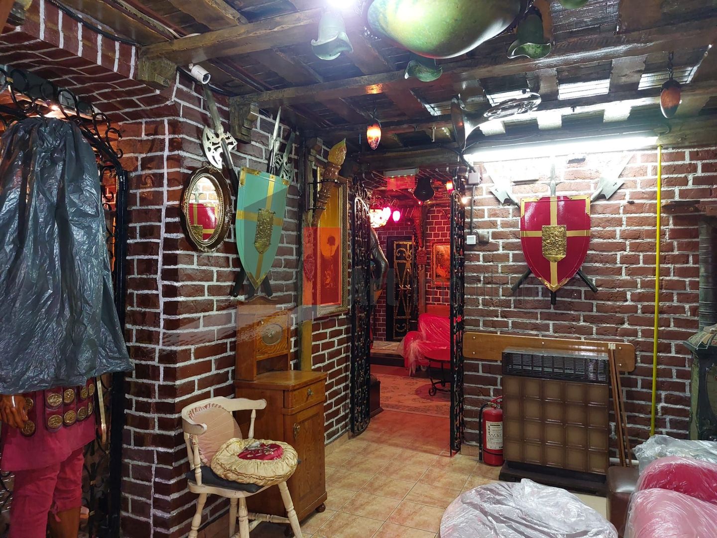 URGENT!,  Amzei, SPATIU COMERCIAL IN ACTE, INTRARE SEPARATA, NEGOCIABIL - Poză 8