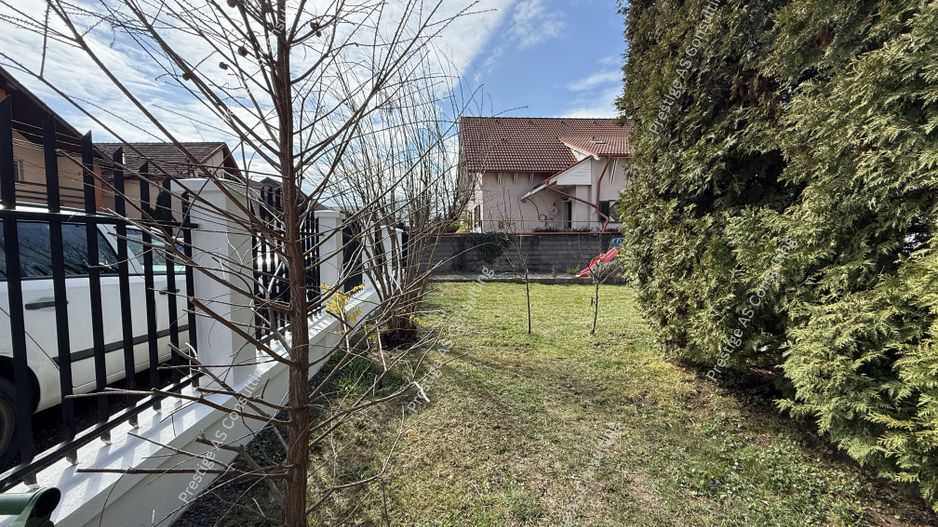 Vila individuala renovata complet | 6 camere | 500 mp teren | Str Jean Monnet - Poză 35