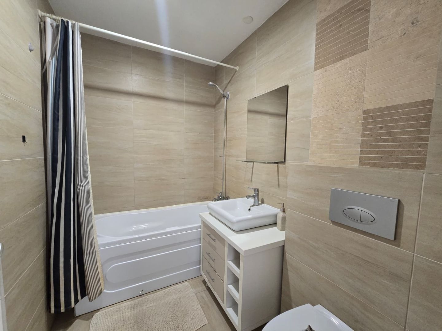 COSMOPOLIS - Apartament cu 2 camere tip studio, mobilat si utilat. - Poză 7