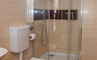 Pensiune, teren 4.460 mp, Hidișelul de Jos, Bihor. 685.000 Euro (neg). - Poză 28