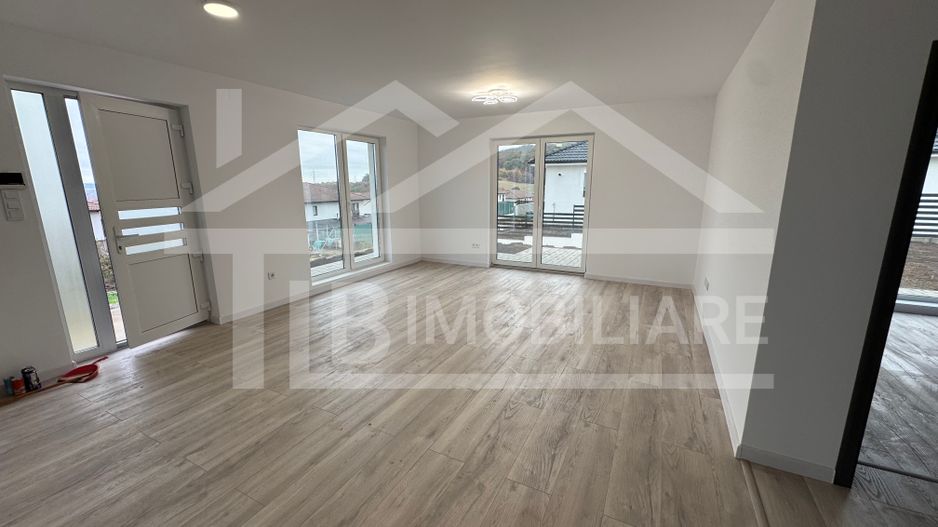 Casa cu 4 camere, 110 mp, Zona Unirii - Poză 2