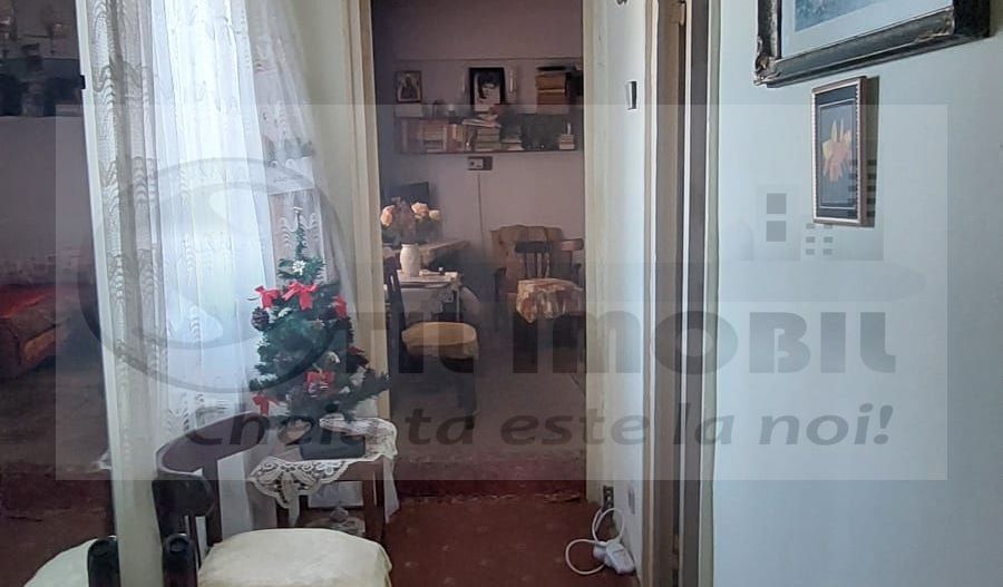 APARTAMENT 2 CAMERE DECOMANDAT PODU DE FIER 90000 EURO - Poză 8