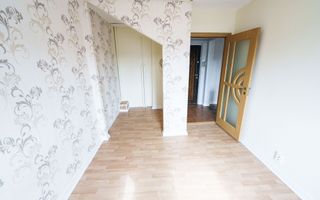 Apartament 4 camere renovat, bilateral, CT, Craiovita Noua - zona Kaufland - Poză 4