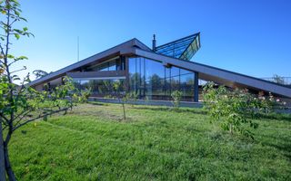 Vilă Futuristă: Eleganță & Inovație la limita pădurii, piscină, 4500mp - Poză 1