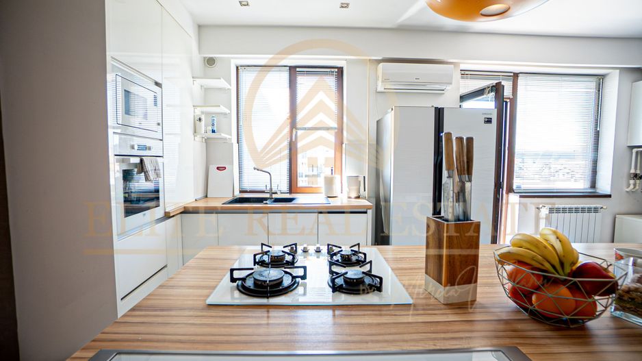 Apartament 3 camere Palazu Mare – 121 mp cu vedere la lac si parcare - Poză 8