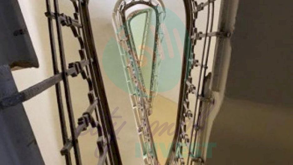 Cladire ideala pentru investitie sau birou - Poză 5