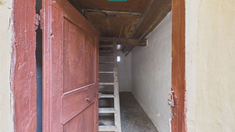 Casă bătrânească cu 4 camere in Pecica - Poză 15