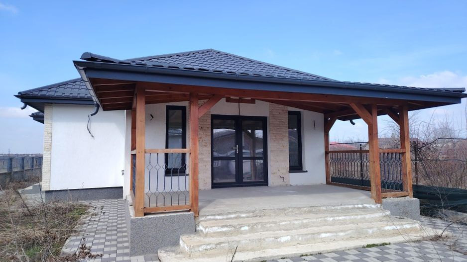 Casa Manastirea 4 camere - Poză 4