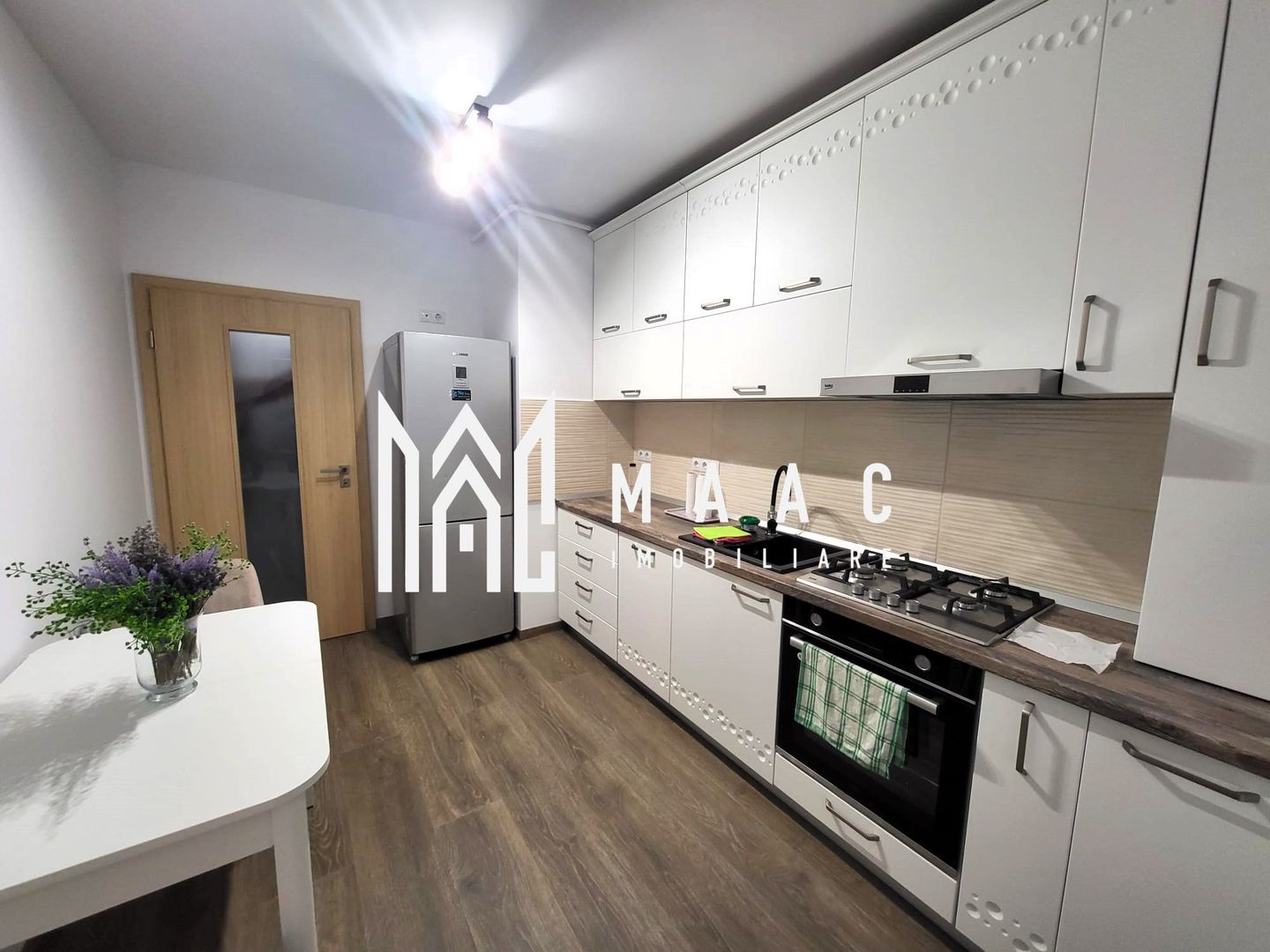 Apartament 3 camere | Etaj 1 | Kogalniceanu - Poză 1