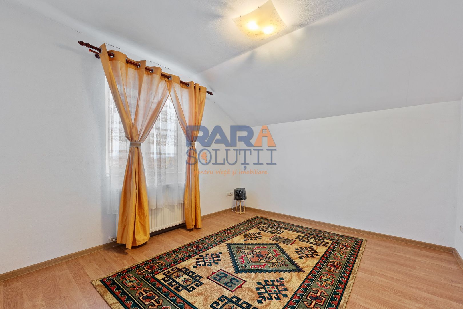 Casă P+1, 4 dormitoare, 2 băi, 1080 mp teren - Poză 9