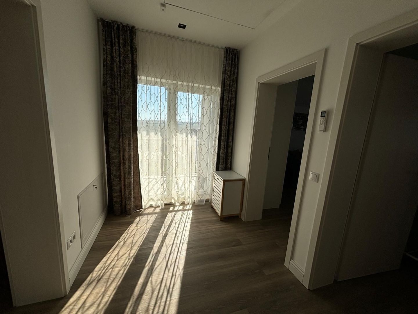 Cauti o Casa  cu  TEREN mare, GARAJ si PIVNITA? - Poză 11