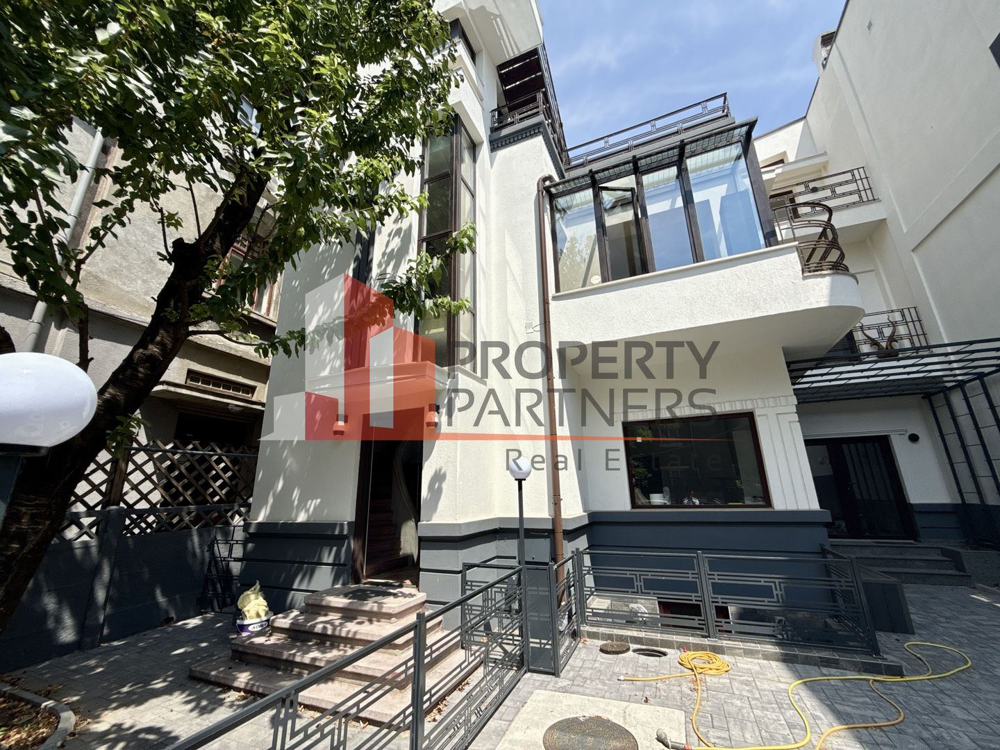 Apartament elegant într-o vilă complet renovată – Strada Popa Soare 35 - Poză 19