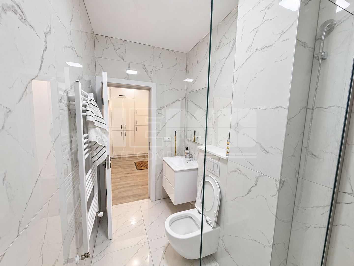 Garsoniera de inchiriat | Bloc nou | Lift si parcare | 250 Euro - Poză 9
