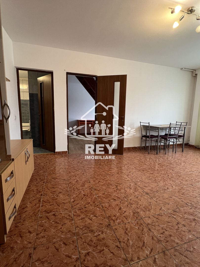 Apartament 3 camere nedecomandat ,bucătărie separată, Stefan cel Mare - Poză 11