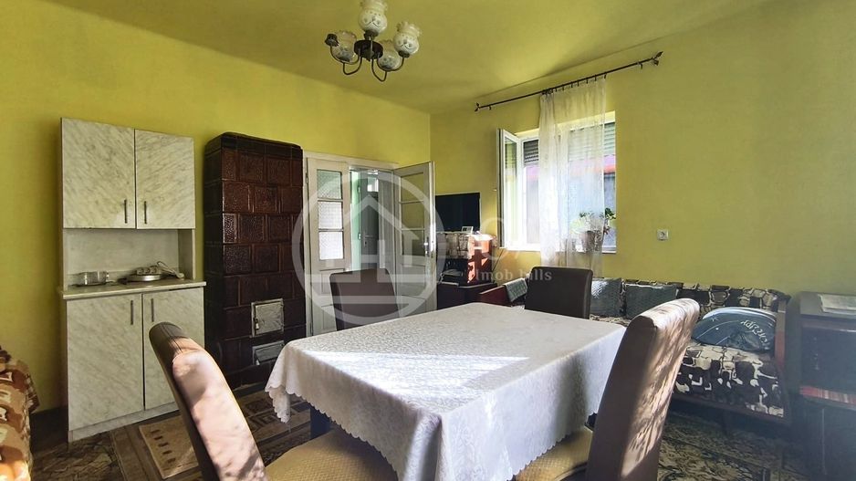 Casă de închiriat cu 3 camere în zona Cantemir, Oradea. - Poză 2