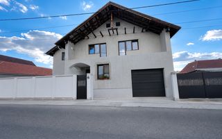 Casă de vânzare – 6 camere P+M, Haieu - Poză 1