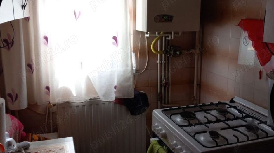 Garsoniera de vanzare Bartolomeu - Poză 3