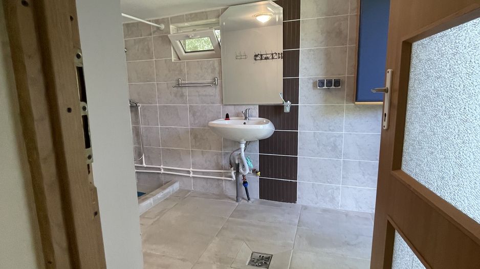 Casa in Comuna Geaca - Poză 8