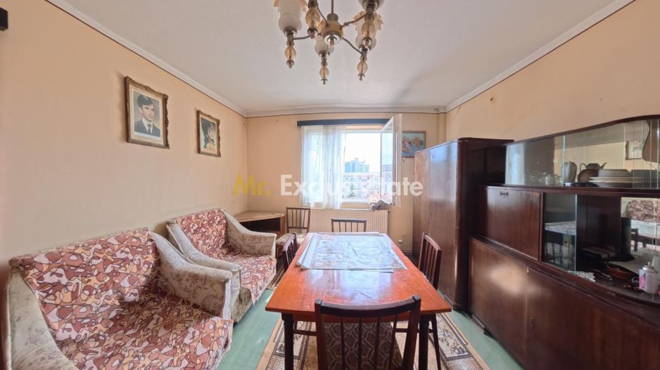 Apartament De Vanzare - Poză 1