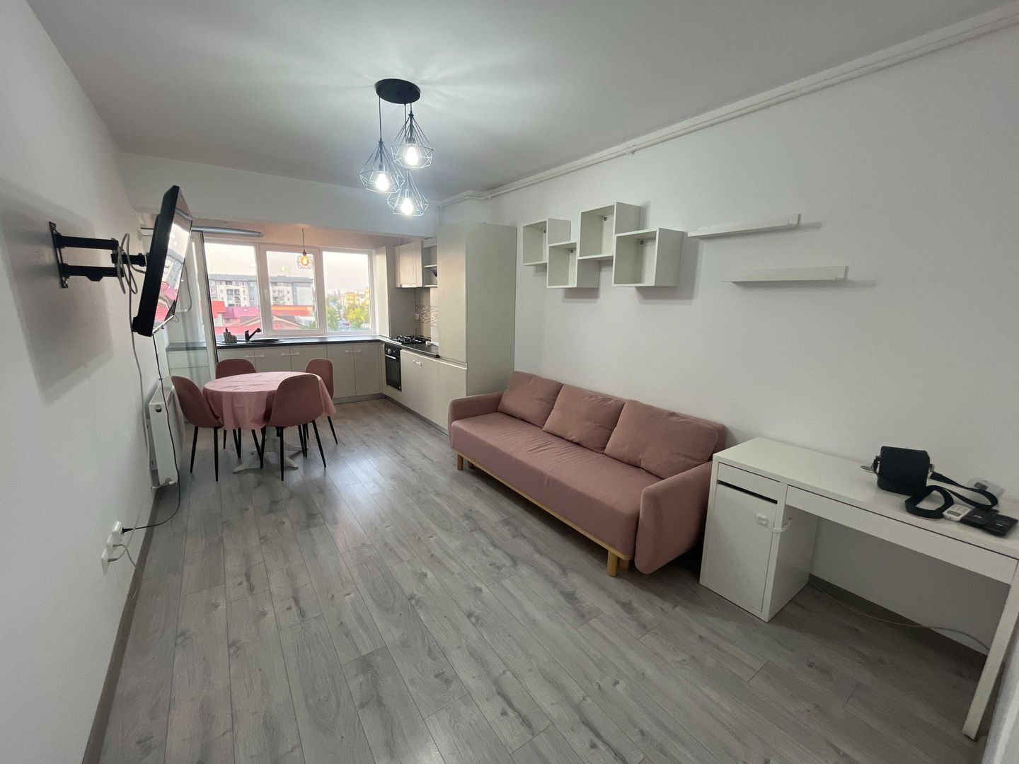 Apartament 2 camere pet friendly, centrală proprie, balcon închis, bloc 2021 - Poză 3