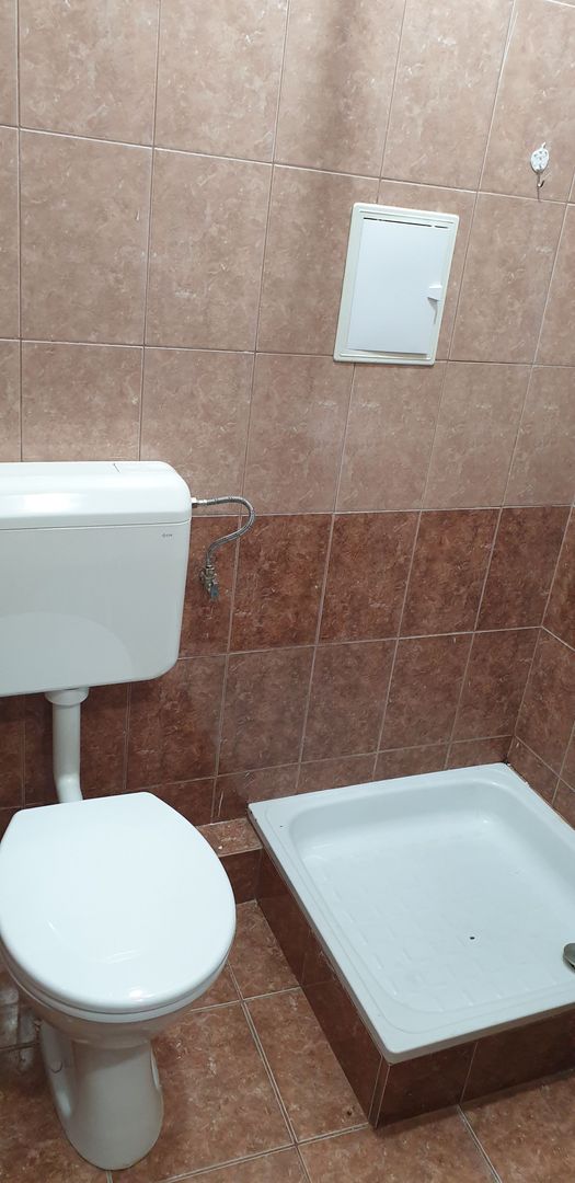 Camera cu baie Tractorul - Poză 10