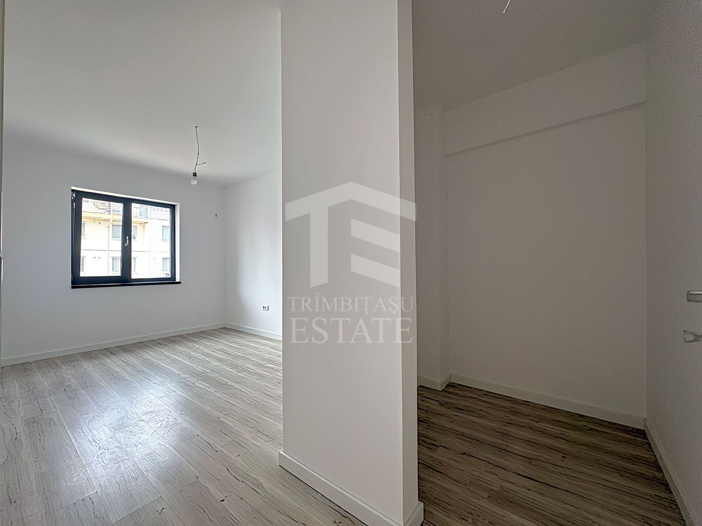 3 camere 88 mp 2 terase 2 băi 2 dressinguri etaj 3/4 lift Sos Cernica - Poză 6