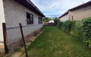 Casa si 2166 mp teren Magureni - Poză 9