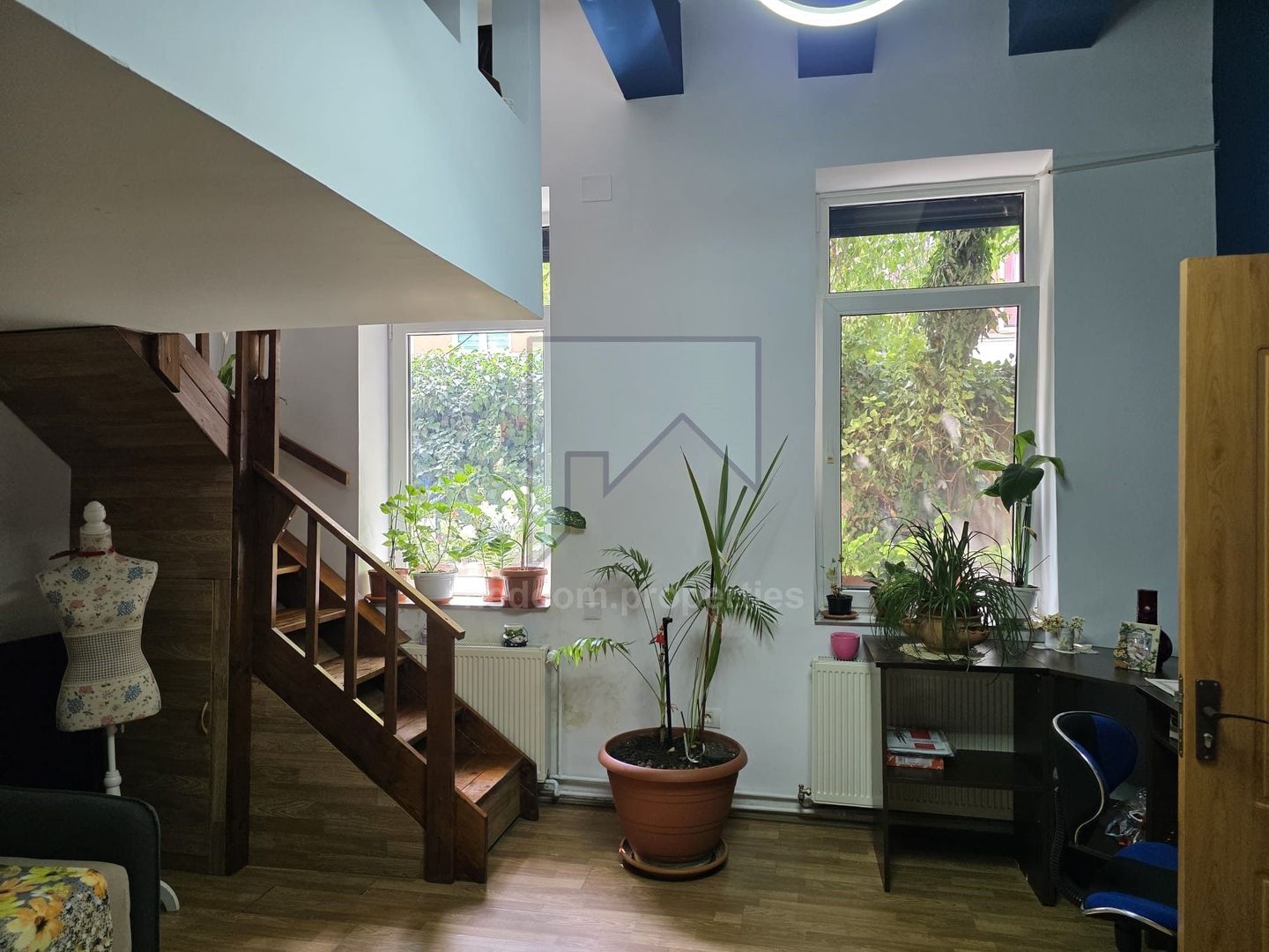 Vanzare apartament 4 camere - Sebastian - Vulcan - Poză 1