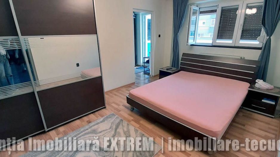 Apartament de excepție – 3 camere, etaj 1, Blocul Cina – Tecuci - Poză 3