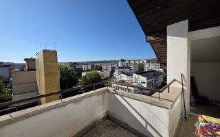 Garsoniera decomandata 48,32 mp + balcon 4 mp Deva Aleea Salcamilor - Poză 1