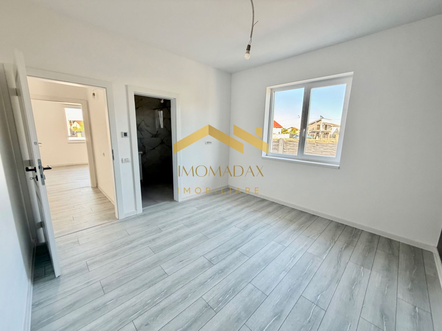 Mosnita Noua-Casa Parter-4 Camere - Poză 13