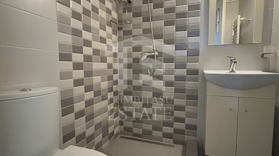 Apartament 4 camere 90 mp loc parcare centrala termica Inel 2 - Poză 15