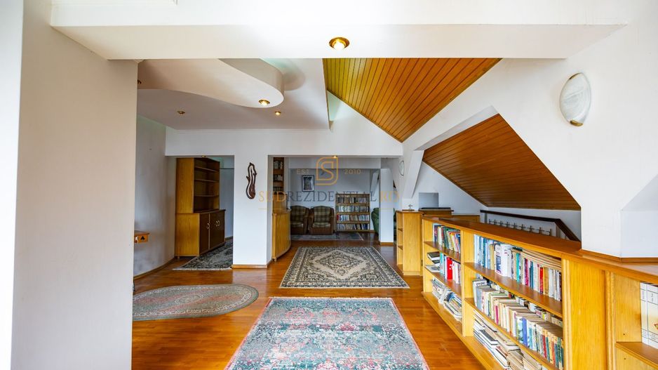 Vila impresionanta D+P+E+M | 500+ mp | teren 2652 mp | piscina - Poză 24