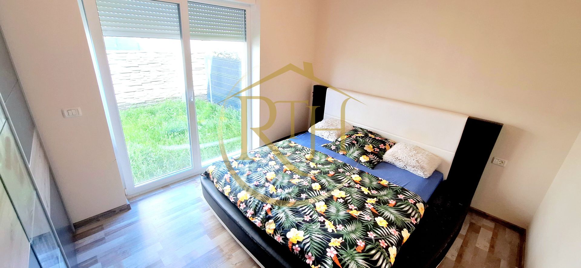 Oferim spre vanzare apartament 2 camere, 60 mp curte, Giroc, 0% Comision - Poză 1