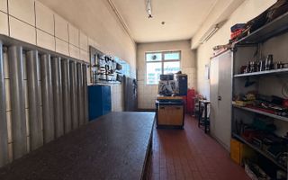 Hala industrială+spații administrative- Str. Tractorului - Poză 9