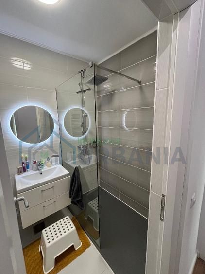 Vând apartament cu 4 camere 85 mp Pacurari - Poză 12