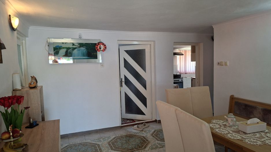 BRASADAS vinde casa 4 cam teren 1400mp zona BOTIZULUI. - Poză 6