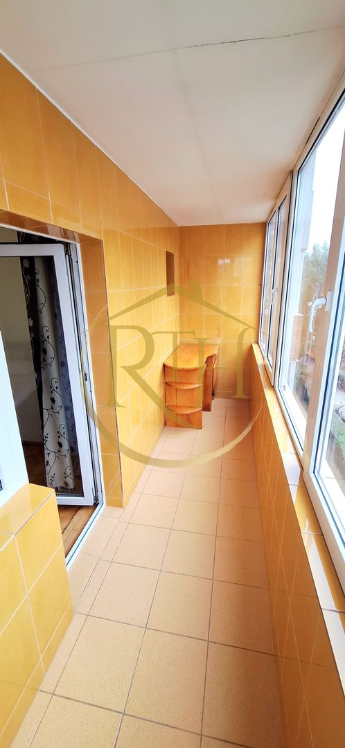 Oferim spre inchiriere,apartament spatios,3 camere,aproape de Spitalul Judetean - Poză 5