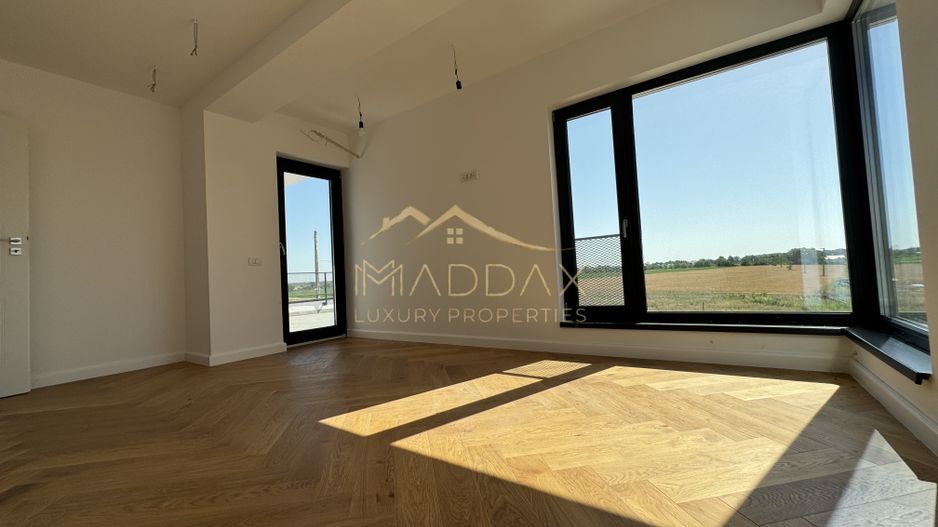 Vila LUX***Panouri fotovoltaice***Lake view//Laguna Albastra/Corbeanca - Poză 38